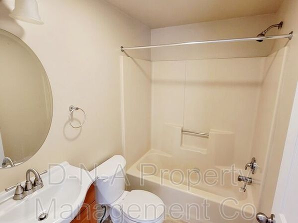 10 Adams St APT D3, East Stroudsburg, PA 18301