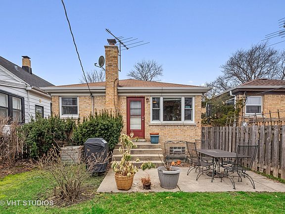 4th image of 5441 N Mulligan Ave