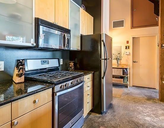 5th image of 60 Dudley St APT 221