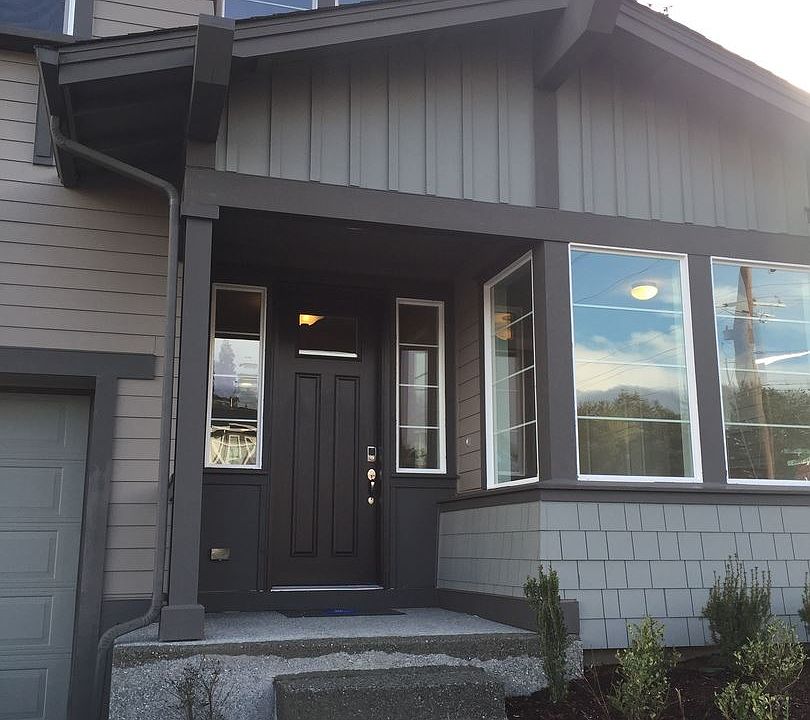 1st image of 2403 NE Sunnymede St