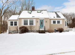4 Curtis Rd, Hopkinton, MA 01748