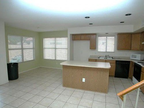 3rd image of 9738 W Pontiac Dr