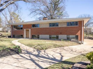 8904 Larchwood Ct, Saint Louis, MO