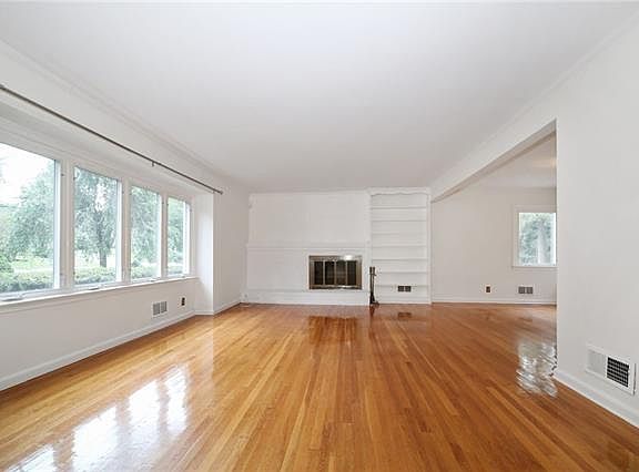 4th image of 45 Abingdon Ln