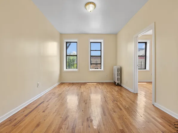 3213 Snyder Avenue image 1 of 12