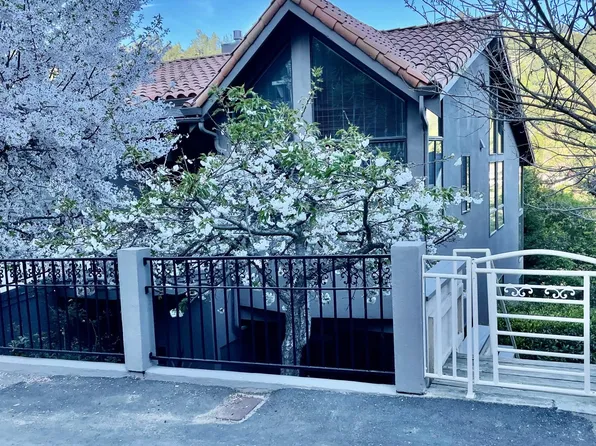 6936 Bristol Dr, Berkeley, CA 94705