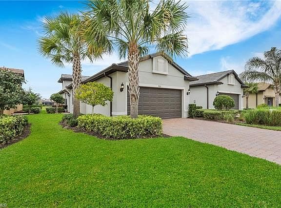 3rd image of 7615 Jacaranda Ln
