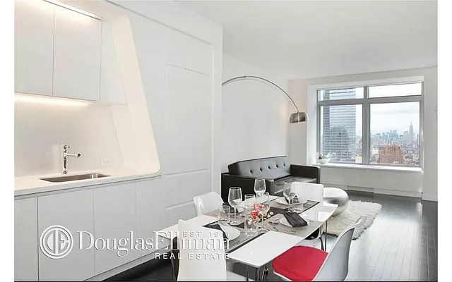 Rented by Douglas Elliman | media 6