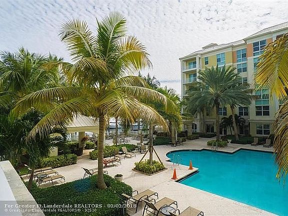 4th image of 806 E Windward Way APT 204