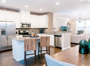 4043 Zilker Park Dr, Charlotte, NC 28217
