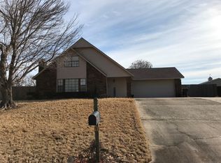 3215 Augusta Ave, Muskogee, OK 74403