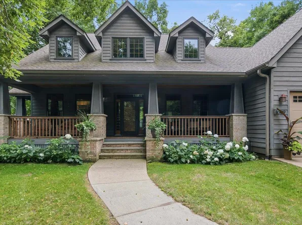 1009 Greenleaf Ct, Northfield, MN 55057