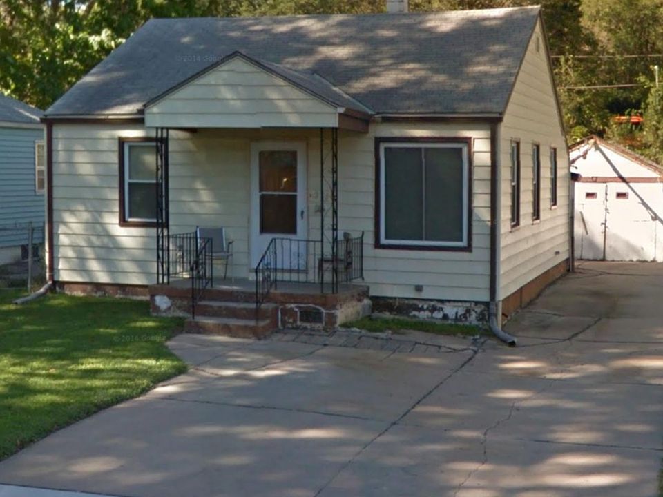1st image of 3710 N 38th St