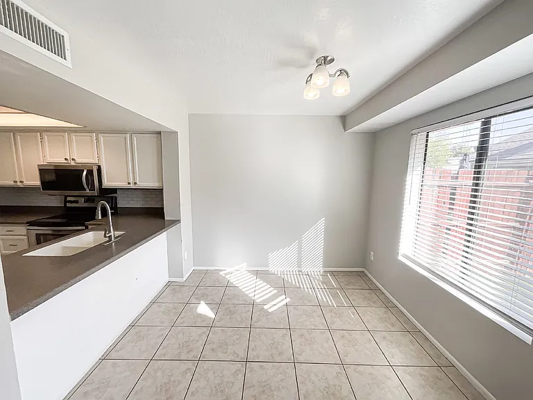 2455 E Broadway Rd #79 — Photo 5