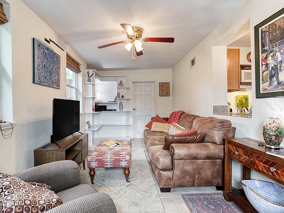4th image of 45 Alamanda Dr