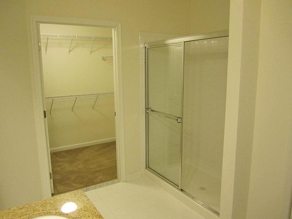 5th image of 36401 Ridgeshore Ln