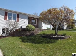 21 Mary Dr, Dillsburg, PA 17019