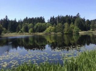 591 Crow Valley Rd, Eastsound, WA 98245