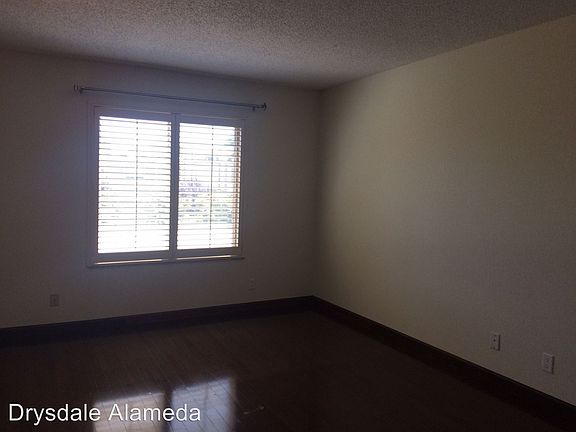 3rd image of 1167 Camino Del Valle