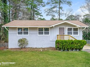 984 Brian Ln, Forest Park, GA 30297
