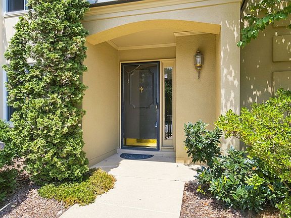 3rd image of 4487 Post Pl APT 29