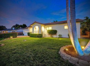 2185 Hawley Dr, Vista, CA 92084