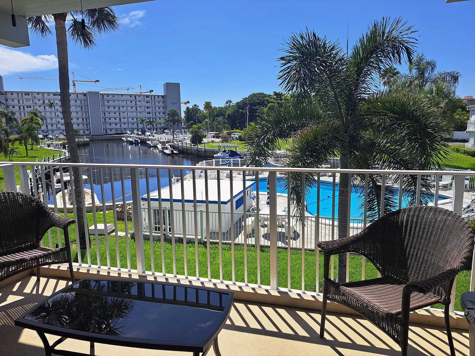1 bed, 1.0 bath, 810 sqft, $2,800 — Photo 1