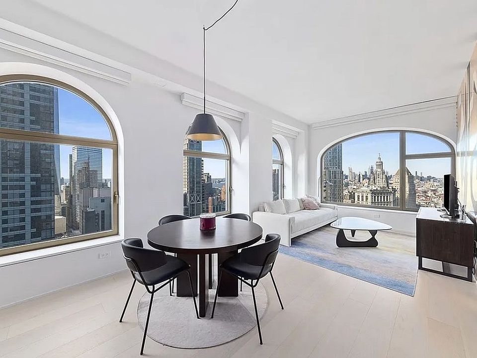 1st image of 130 William St #41A