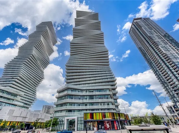 3900 Confederation Pkwy #5010, Mississauga, ON L5B 0M3