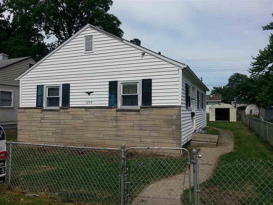 1st image of 3204 S Vine St