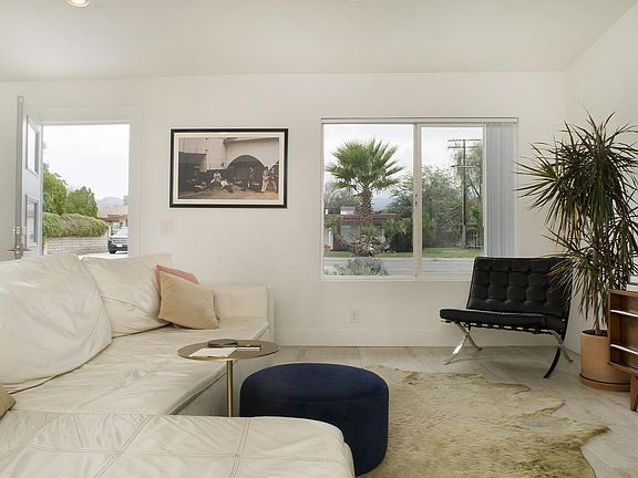 4th image of 43907 Carmel Cir