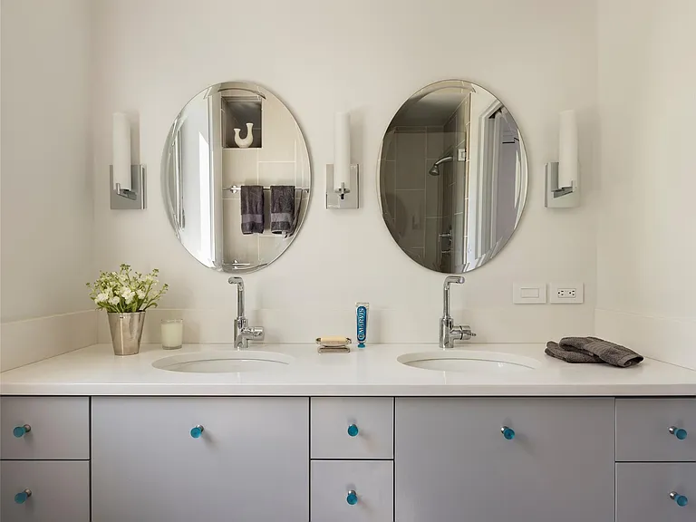425 Lake Dr — Photo 10
