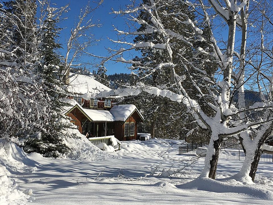 2nd image of 10627 Titus Rd