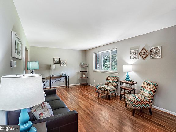 4th image of 8405 Thames St