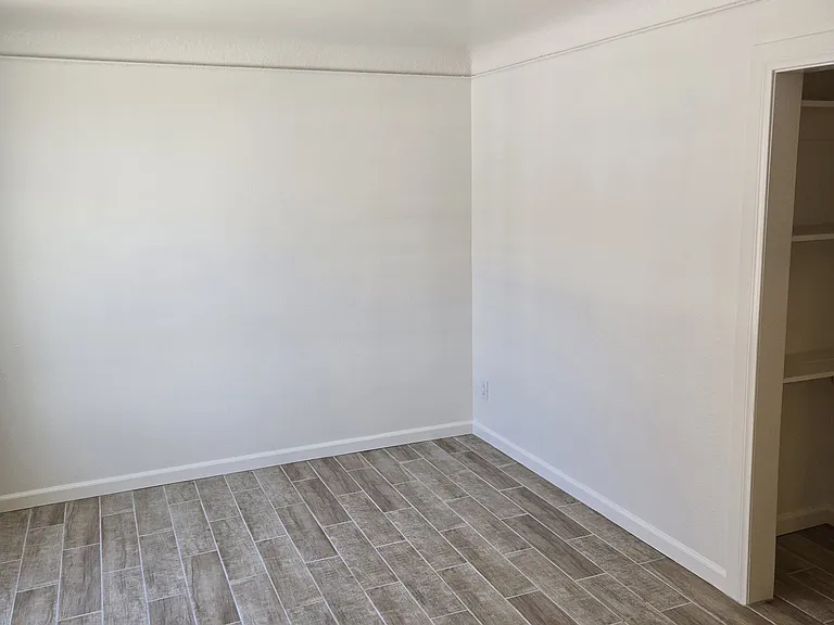 6417 Gifford Ave #C — Photo 6