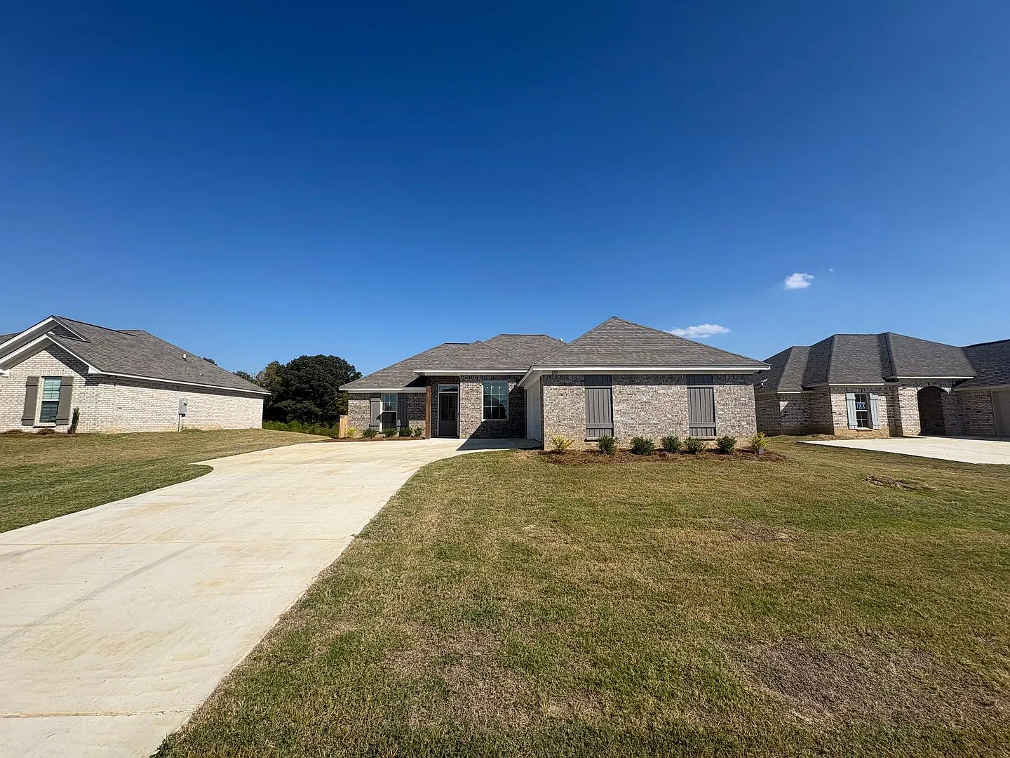 4 Bed/2 Bath New Construction Home in Madisonville — Photo 3