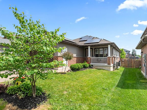 4th image of 38 Leesboro Trl