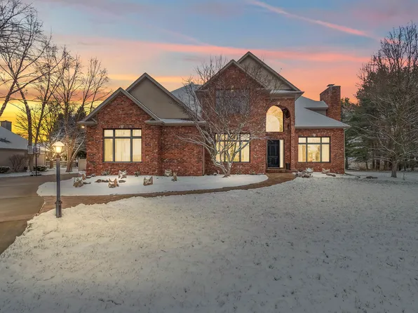 38 Allandale Dr, Coldwater, MI 49036