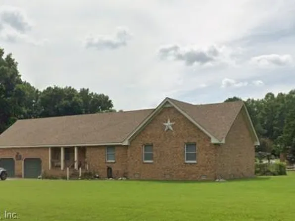 104 Chrisfield Cir, Smithfield, VA 23430