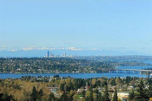 1st image of 4603 135th Pl SE
