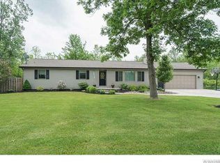 13407 Martin Rd, Akron, NY 14001