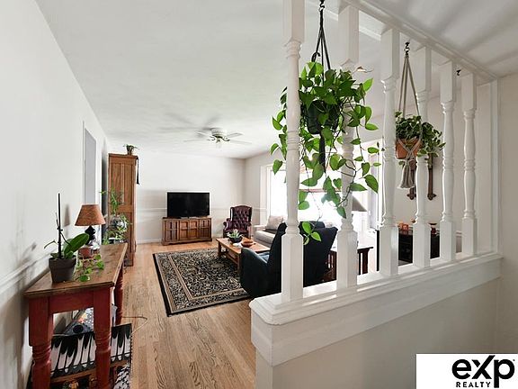4th image of 14111 Orchard Ave