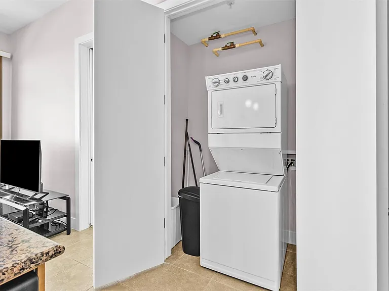 500 Seawall Blvd #1105 — Photo 10