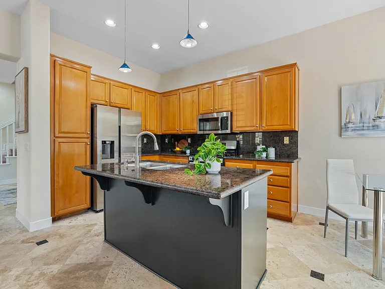 11454 Miro Cir — Photo 7