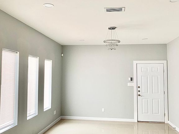4th image of 2016 Summerland Ln