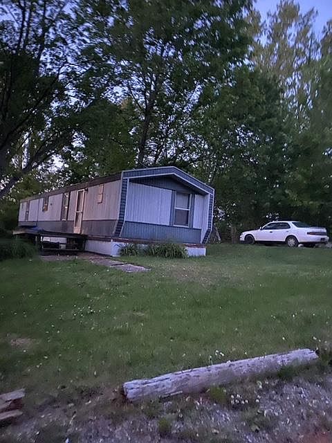 1st image of 127 Dennison Dr
