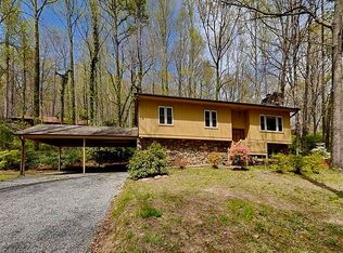 143 Fox Run Dr, Hendersonville, NC 28792