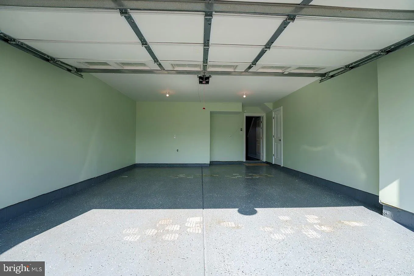 3 bed, 2.5 bath, 2159 sqft, $3,795 — Photo 4