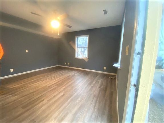 5th image of 1031 Curran St NW #10443772