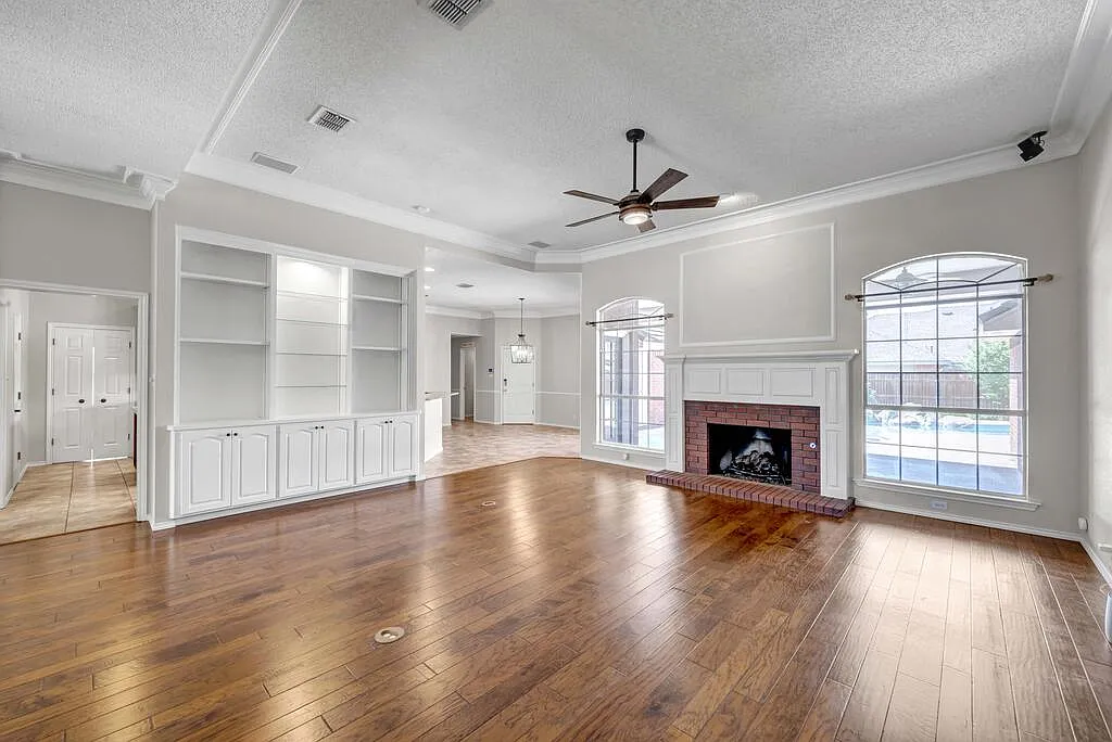 5 bed, 3.5 bath, 3543 sqft, $4,800 — Photo 4